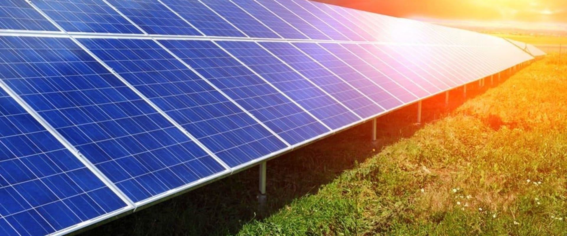 What are the 2 main disadvantages of solar energy?