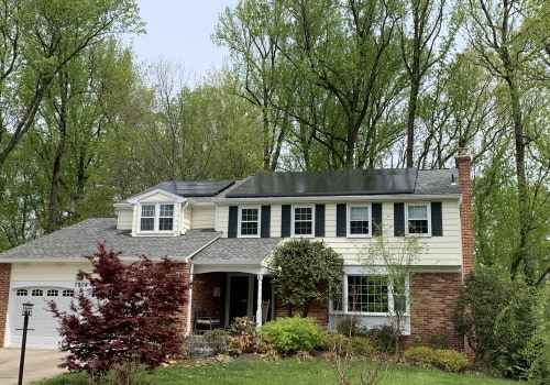 How many solar panels do I need for a 2000 square foot house?